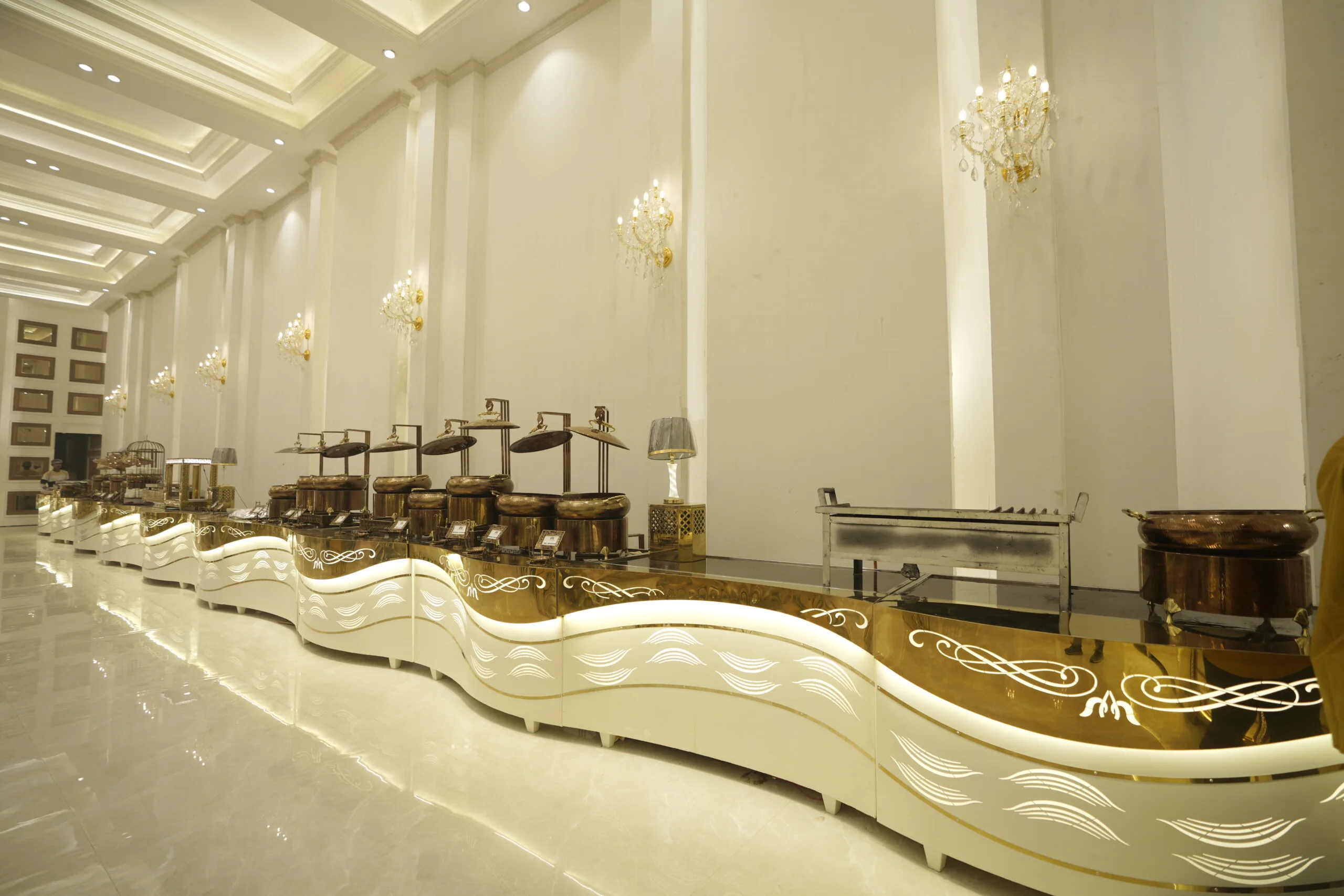 Pure veg banquet hall in Noida